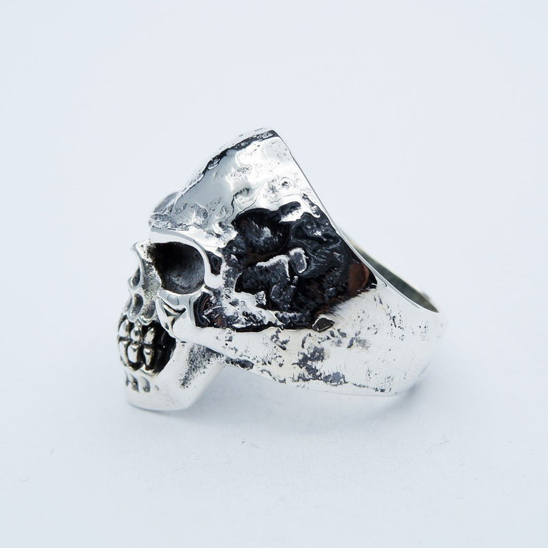SIZZLED CLASSIC SKULL RING